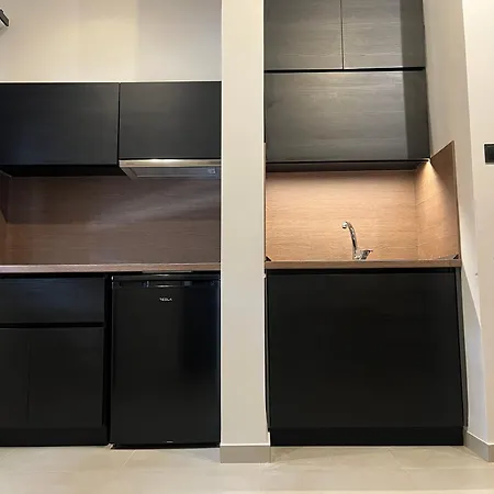 Allure Apartment *
